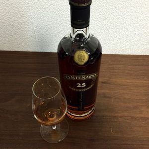 ロン・センテナリオ・グランレゼルヴァ25年のラム酒レビュー | ラム酒ログ